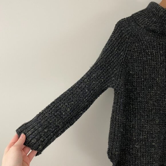 Free People Dylan Tweedy Chunky Knit Black Turtleneck Sweater Size Medium - Picture 5 of 6